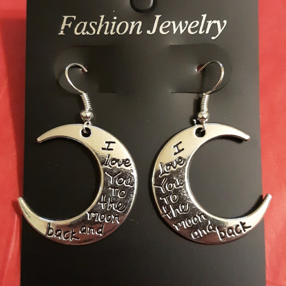 Moon And Back Earrings - Picture 4 of 5